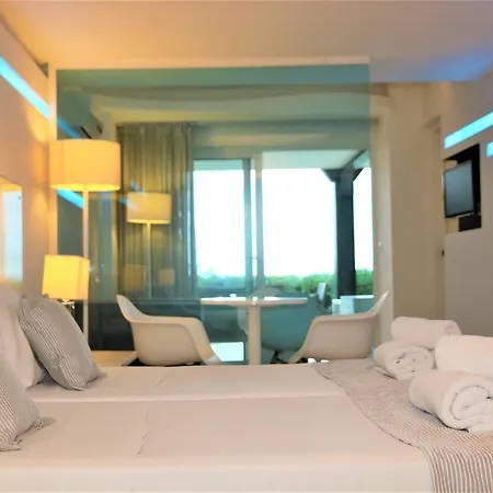 Ξενοδοχείο Bali Paradise 4*